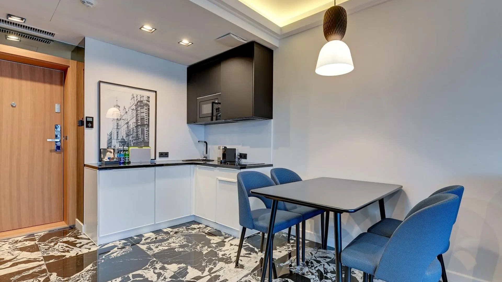 Flatbook - Deo Plaza Comfort Apartments 0*, Gdansk Poland