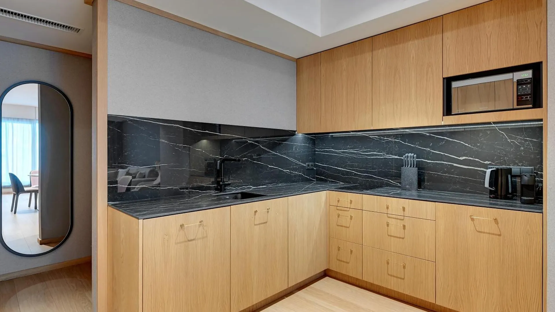 Flatbook - Deo Plaza Comfort Apartments 0*, Gdansk Poland