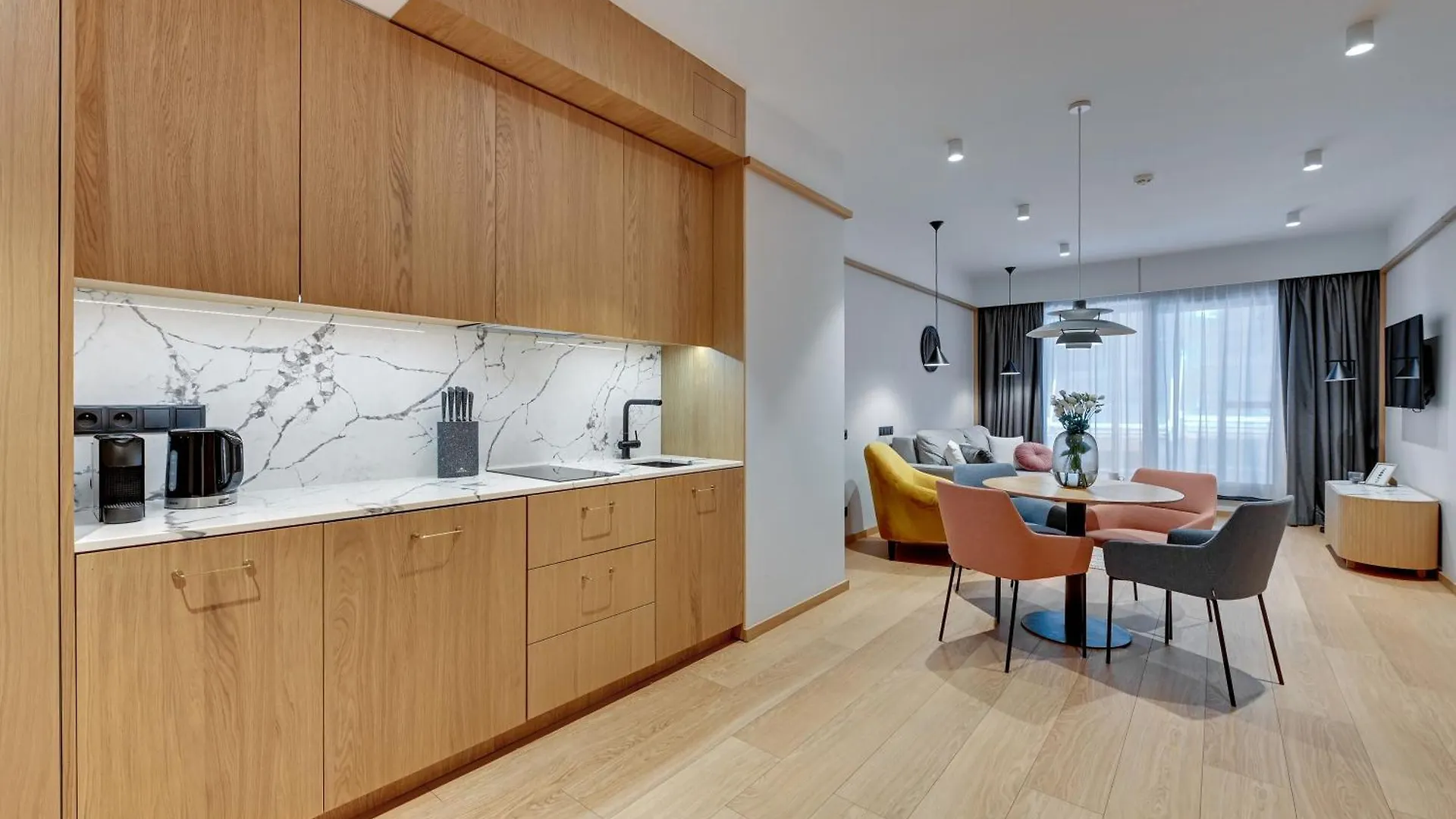 Flatbook - Deo Plaza Comfort Apartments Poland