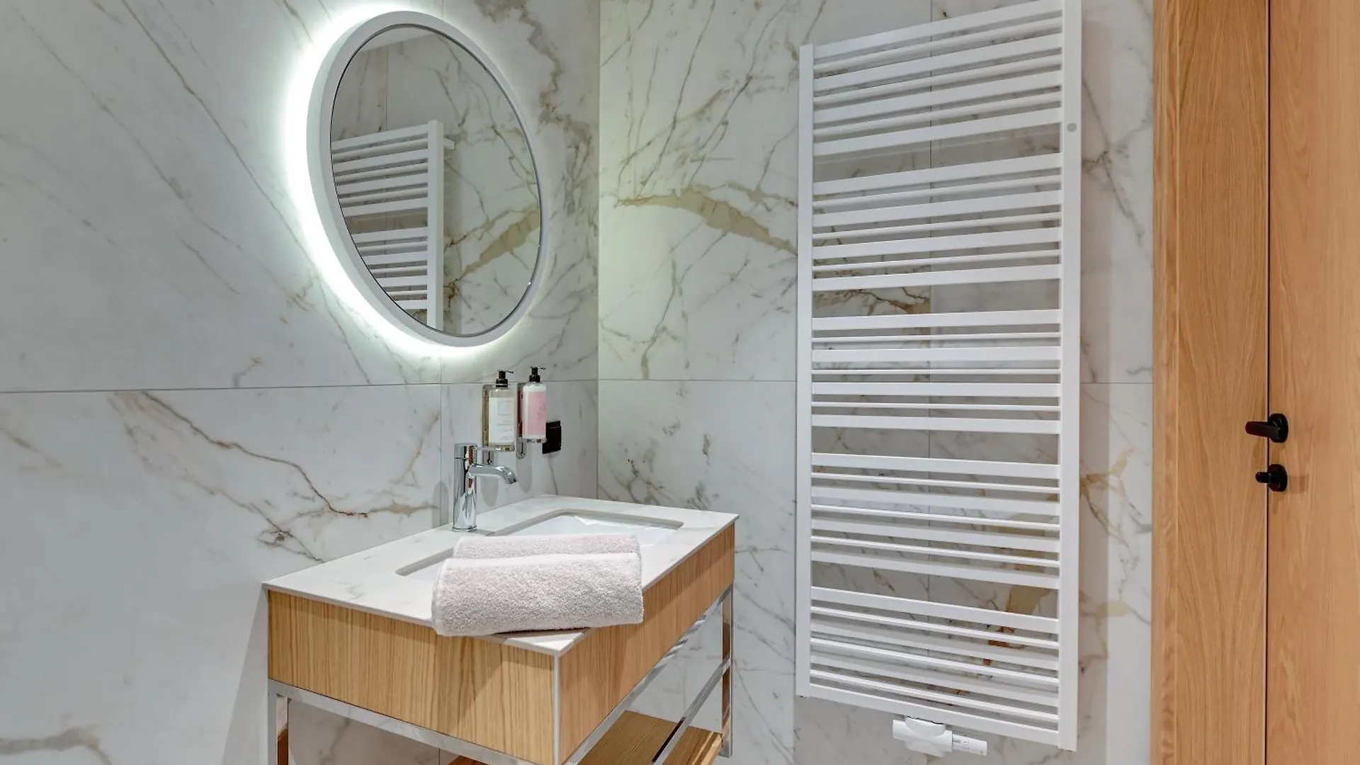 Flatbook - Deo Plaza Comfort Apartments Gdansk